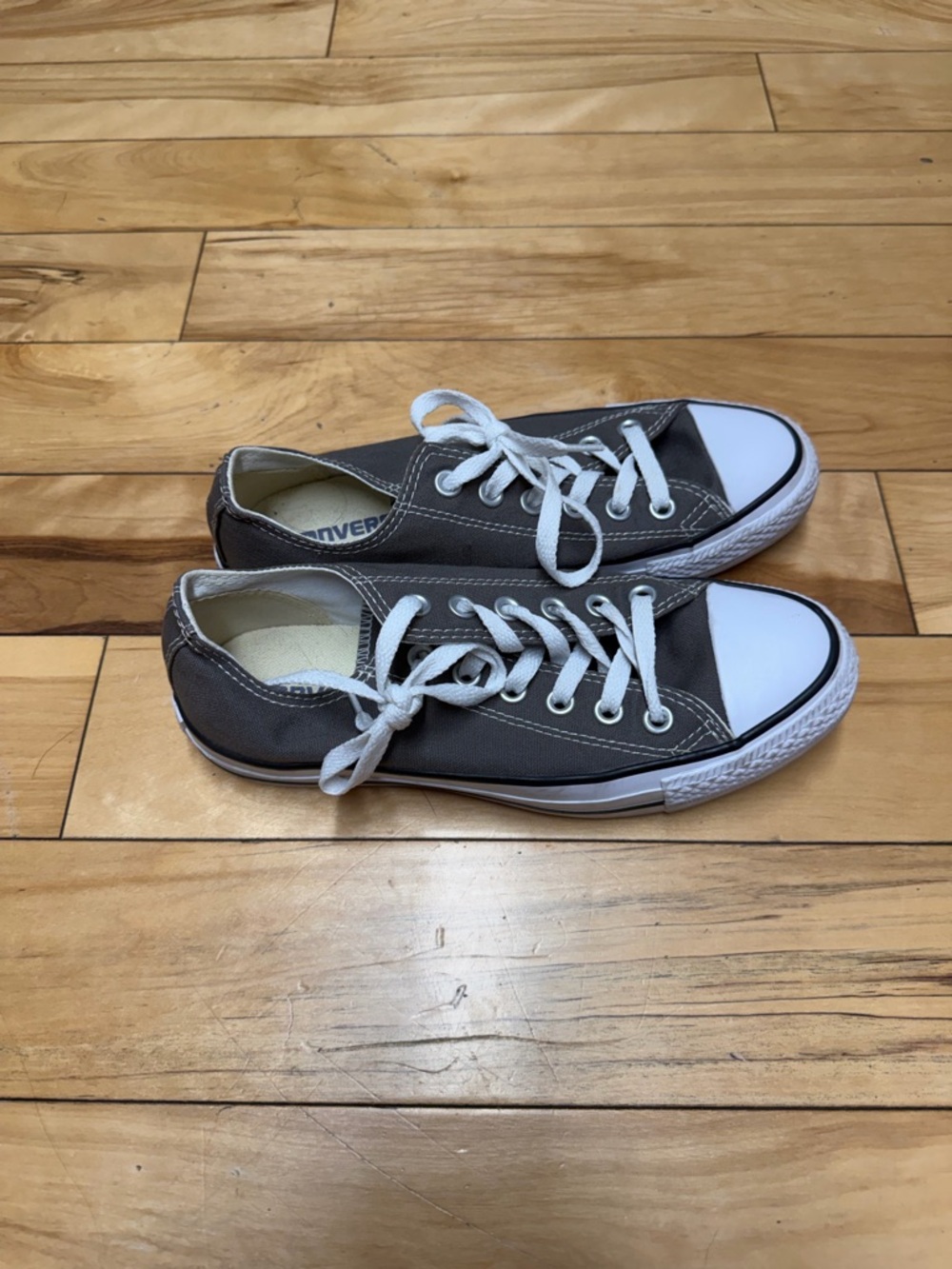GREY CONVERSE ALL STAR